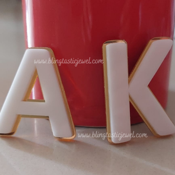 Personalized Initials Letter Lapel Pin Brooch (A-Z)